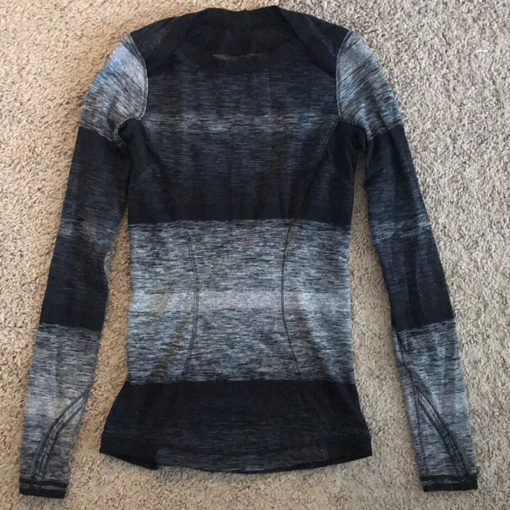 lululemon athletica Ombre Gray & Black Long Sleeve Top